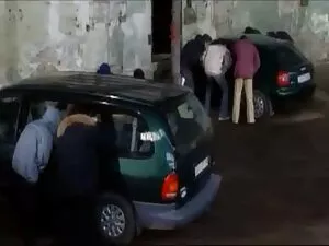 Charmante junge schö ...